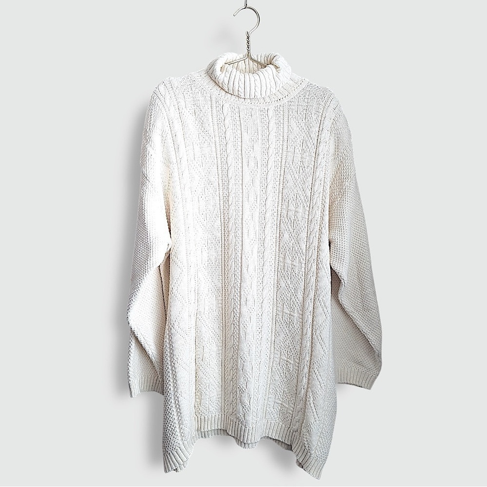 AE Sport and Co Vintage Turtleneck Chunky Cable Knit Cozy Ivory Sweater